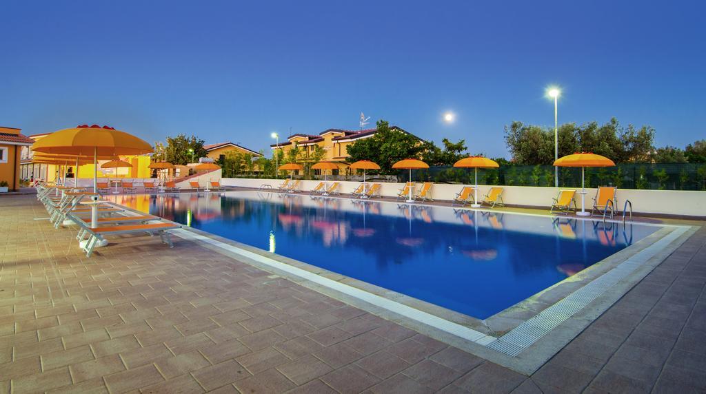 Residence Villaggio Alemia Cropani Dış mekan fotoğraf