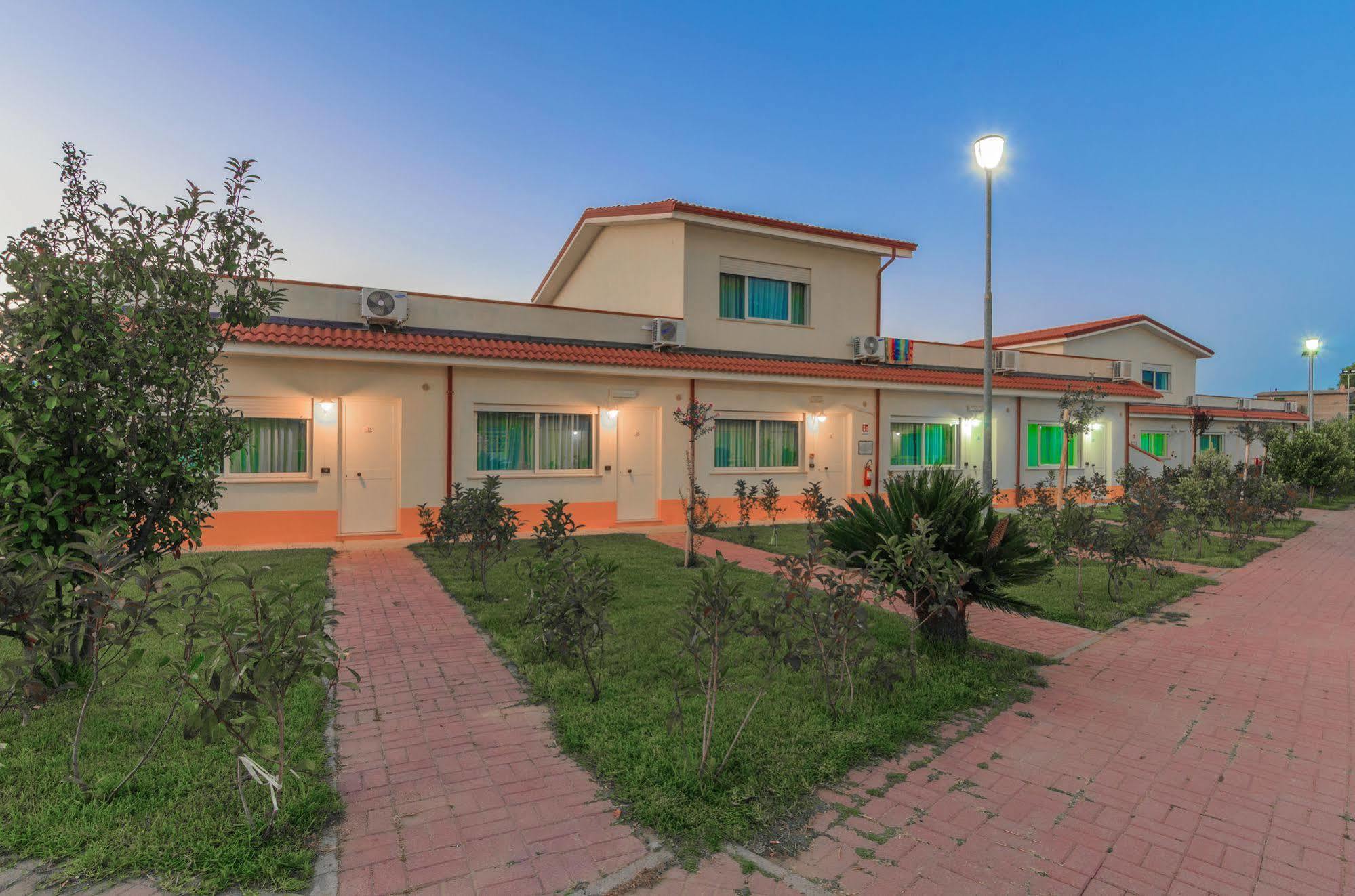 Residence Villaggio Alemia Cropani Dış mekan fotoğraf