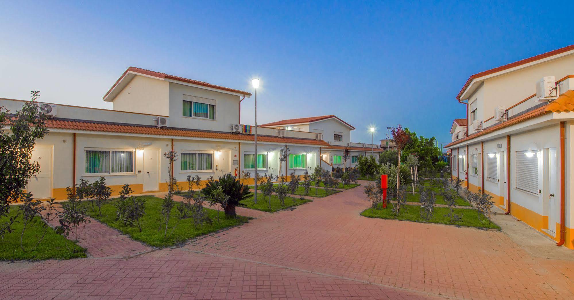 Residence Villaggio Alemia Cropani Dış mekan fotoğraf